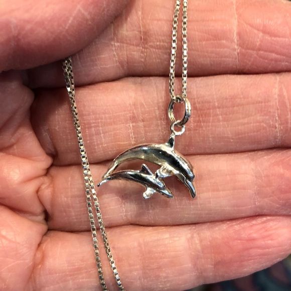925 Sterling silver double dolphin 🐬 NWT - Picture 1 of 9
